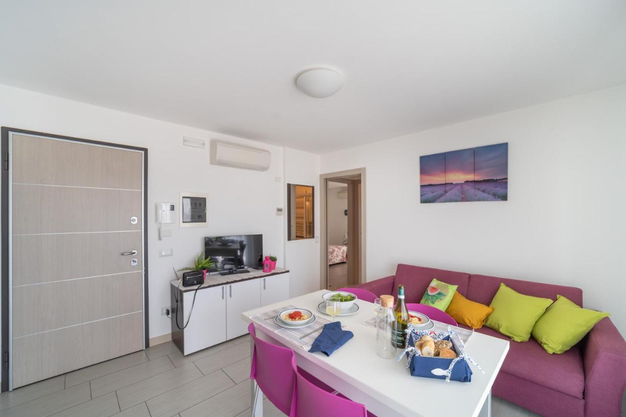Residenza Monica Apartment Lignano Sabbiadoro Exterior foto