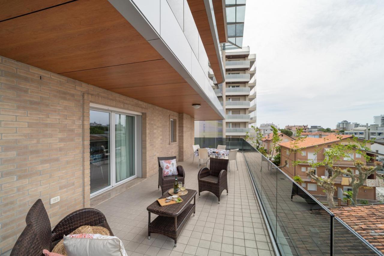 Residenza Monica Apartment Lignano Sabbiadoro Exterior foto
