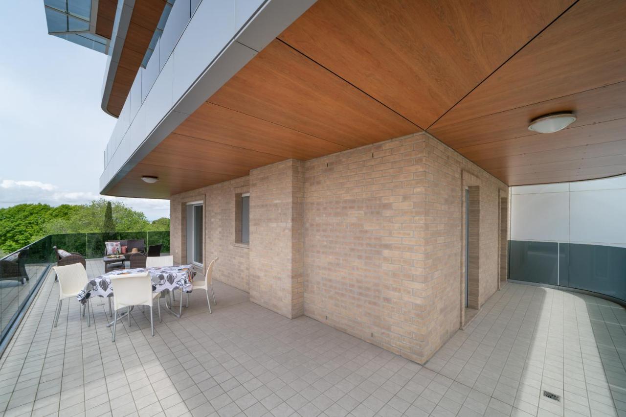 Residenza Monica Apartment Lignano Sabbiadoro Exterior foto
